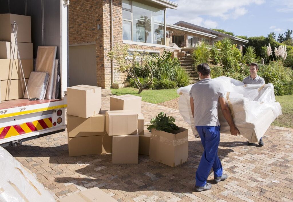 Professional packers and movers in Islamabad – FlexiFleet handling house shifting